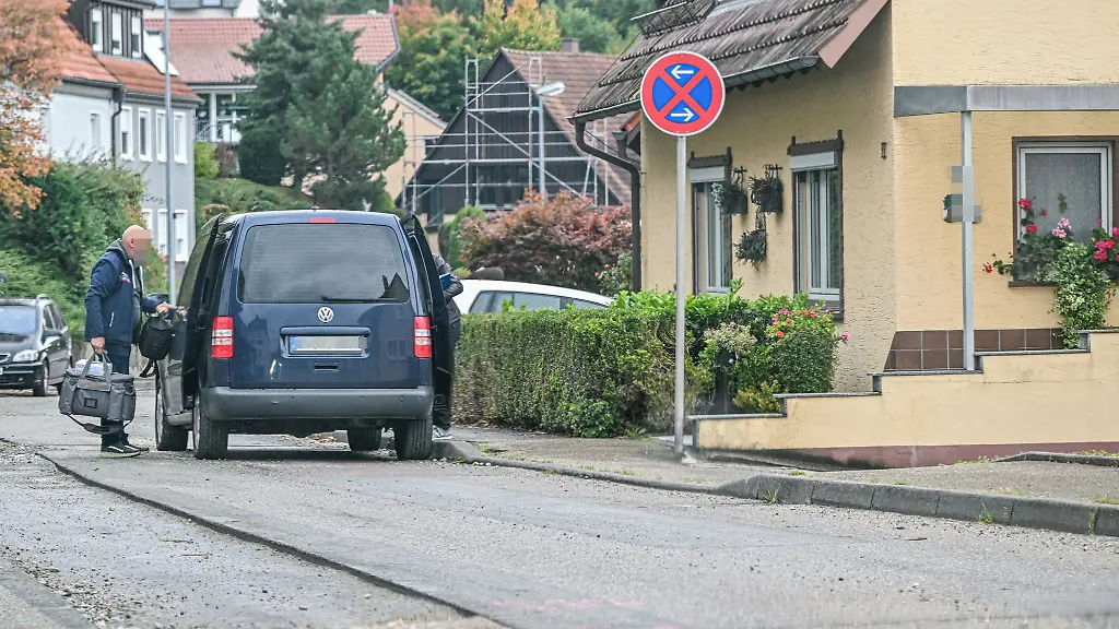 Die-Kriminalpolizei-sicherte-unter-anderem-Spuren