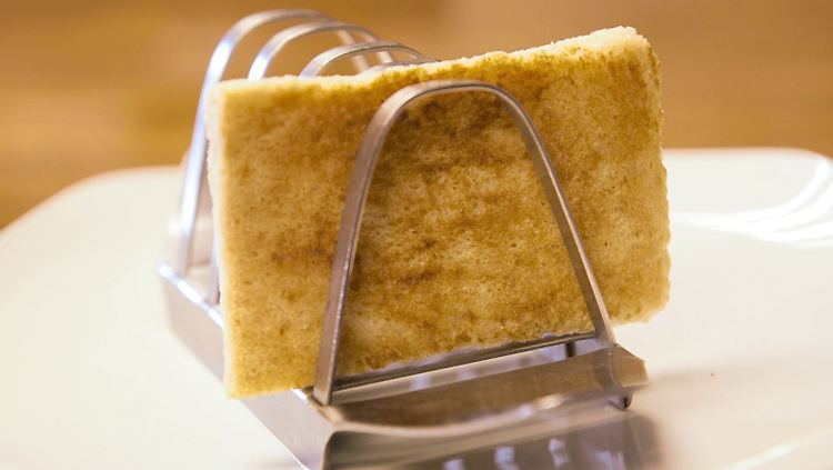 So sieht das vor 30 Jahren geröstete Weißbrot heute aus.