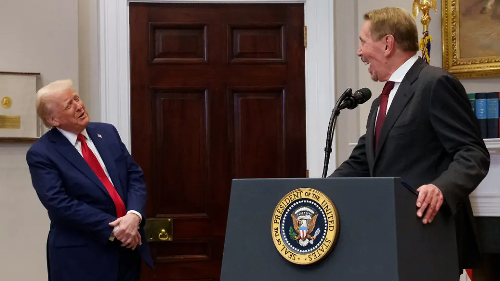 AFP-20250204-2194585249-v5-HighRes-PresidentTrumpDeliversRemarksAnnouncesInfras