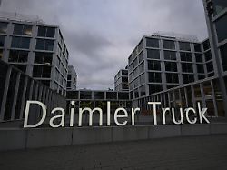 Probleme bei Dax-Konzern: Gewinn bei Daimler Truck bricht um 34 Prozent ein