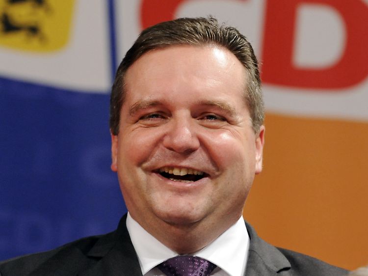 Mappus will auf keinen Fall, dass in Baden-Württemberg der Mangel ausbricht.
