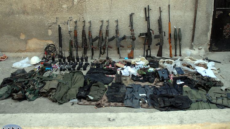 Mit diesen Waffen kämpften syrische Rebellen. Israel allerdings geht es um Raketen und Chemiewaffen.