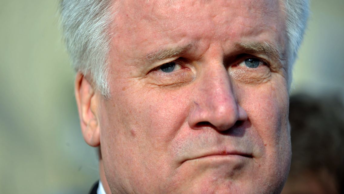 CSU-Chef Seehofer kann die Verluste seiner Partei nicht aufhalten.