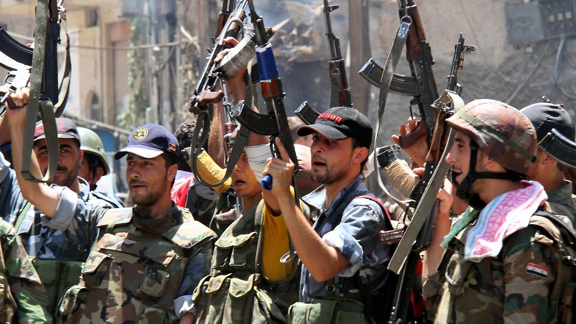 2012-07-20T164157Z_01_SYR32_RTRMDNP_3_SYRIA-CRISIS.JPG158089767118976862.jpg