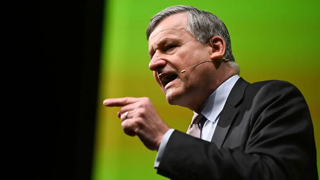 Hans-Ulrich-Ruelke-hat-den-Landesverband-auf-sich-zugeschnitten