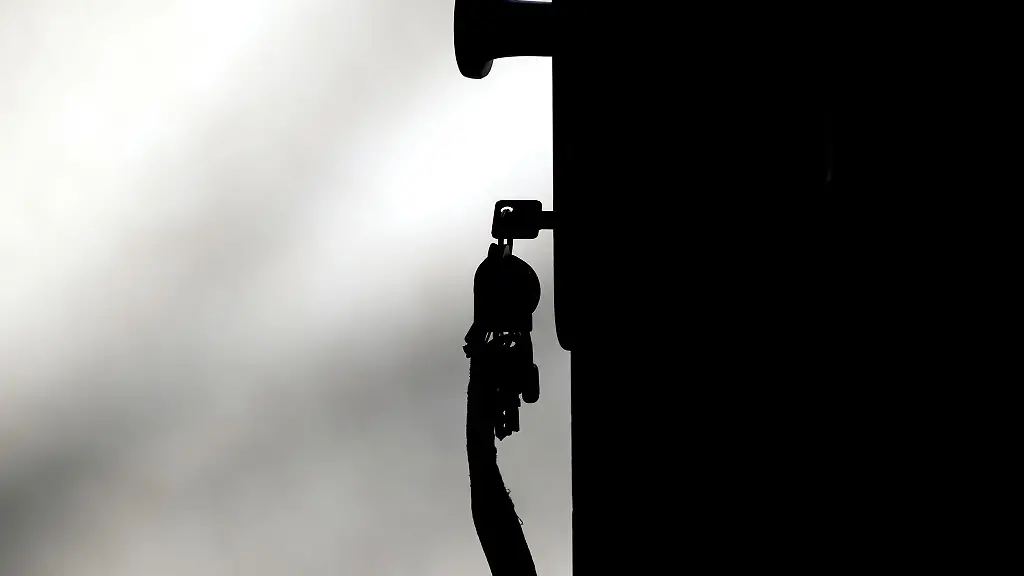 Bei-verschlossener-Tuer-aufgewacht-ein-42-Jaehriger-musste-sich-aus-dem-Laden-befreien-lassen