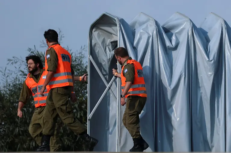 87c6009f103bdd05696e1c3222404e35