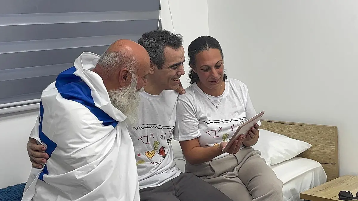 249381dbfaa1a59137d5317b7eedcbcb