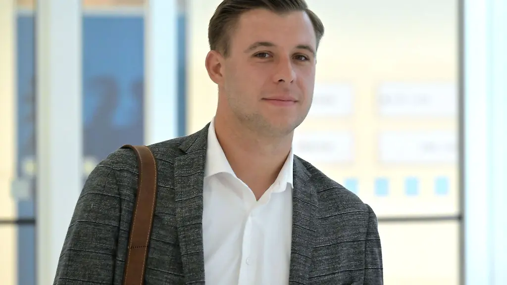 Ein-Auftritt-des-AfD-Landtagsabgeordneten-Jean-Pascal-Hohm-bei-einer-RBB-Talksendung-zum-Erstarken-der-AfD-loest-in-Bad-Freienwalde-Kritik-aus