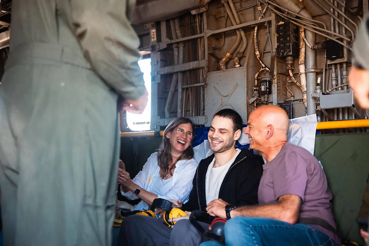 e3a9a61b45969c7df99b9c8d29481d64