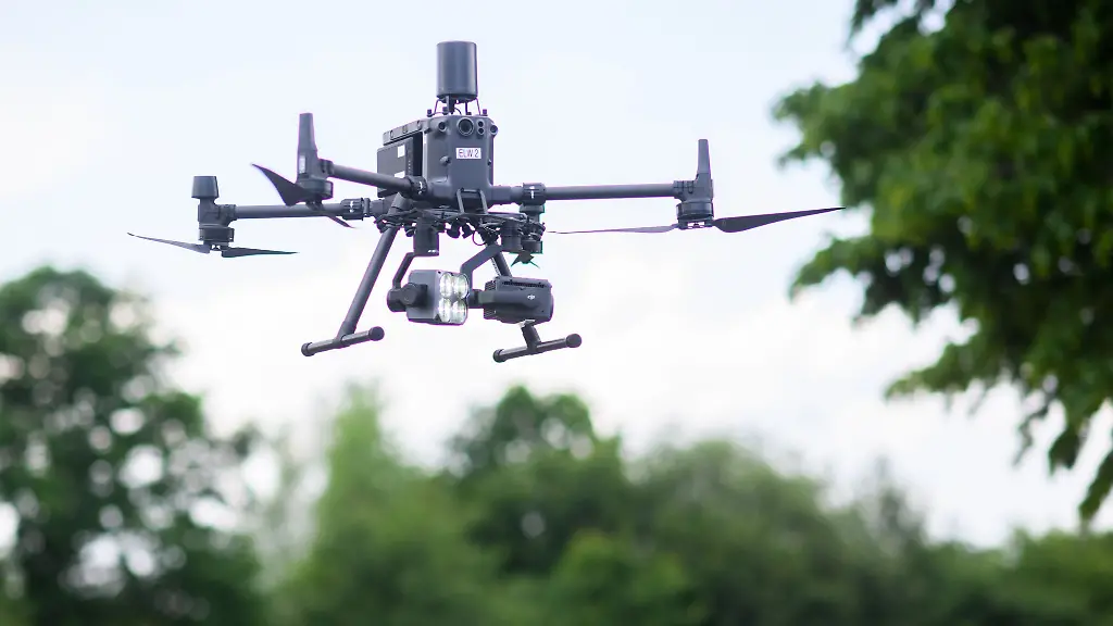 Vorfaelle-mit-Drohnen-beschaeftigten-einem-Bericht-zufolge-die-Polizei-in-Niedersachsen-immer-oefter