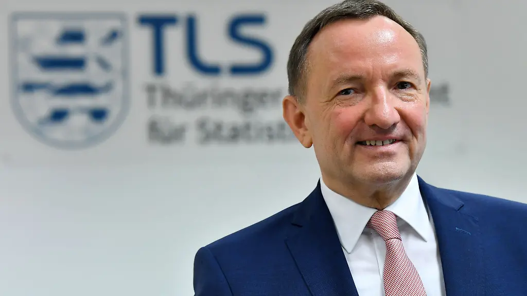 Der-SPD-Politiker-und-frueherer-Thueringer-Innen-und-Justizminister-Holger-Poppenhaeger-ist-ueberraschend-im-Alter-von-68-Jahren-gestorben