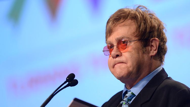Elton John spricht auf der 19. Aids-Konferenz in Washington.