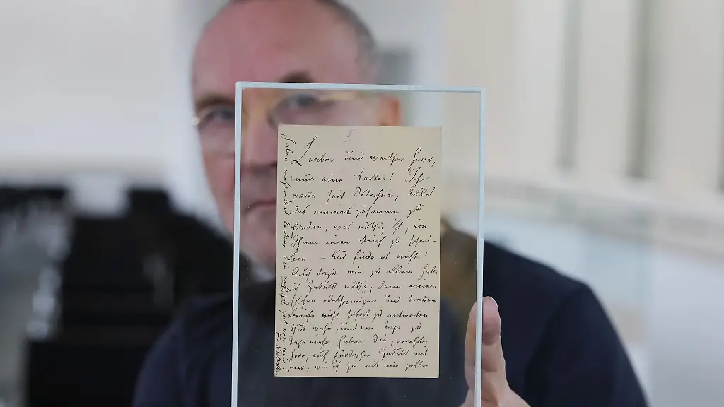 Die-Karte-zeigt-eine-Antwort-Nietzsches-auf-die-Fanpost-eines-Verehrers