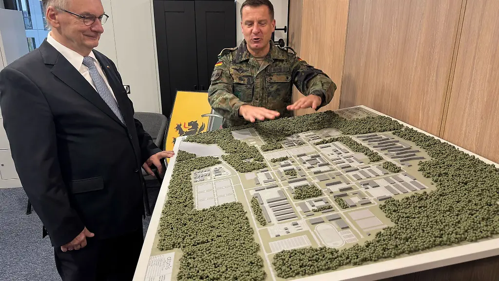 Der-kuenftige-Hauptstandort-der-Brigade-soll-eine-noch-zu-bauende-Kasernenanlage-mit-Truppenuebungsplatz-in-Rudninkai-sein-Bis-zur-Fertigstellung-nutzt-die-Bundeswehr-Uebergangsloesungen