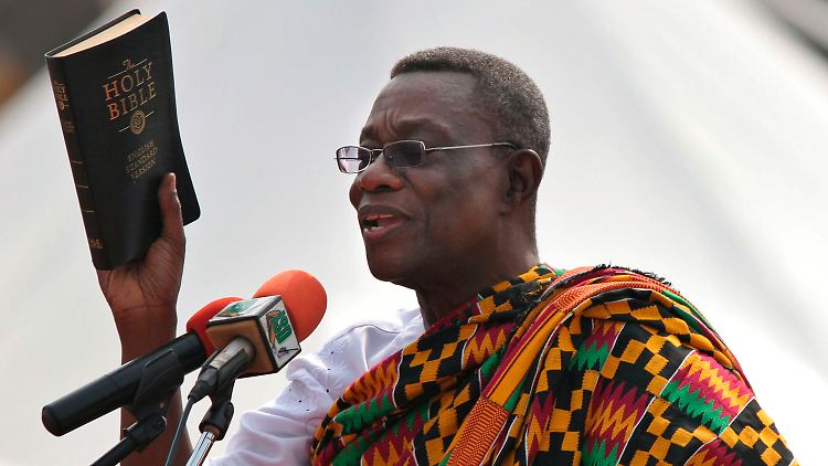 John Atta Mills bei seiner Vereidigung am 7. Januar 2009.