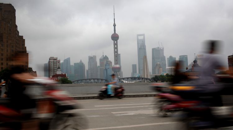 Skyline Shanghai: Beherrscht der Drache die "sanfte Landung"?
