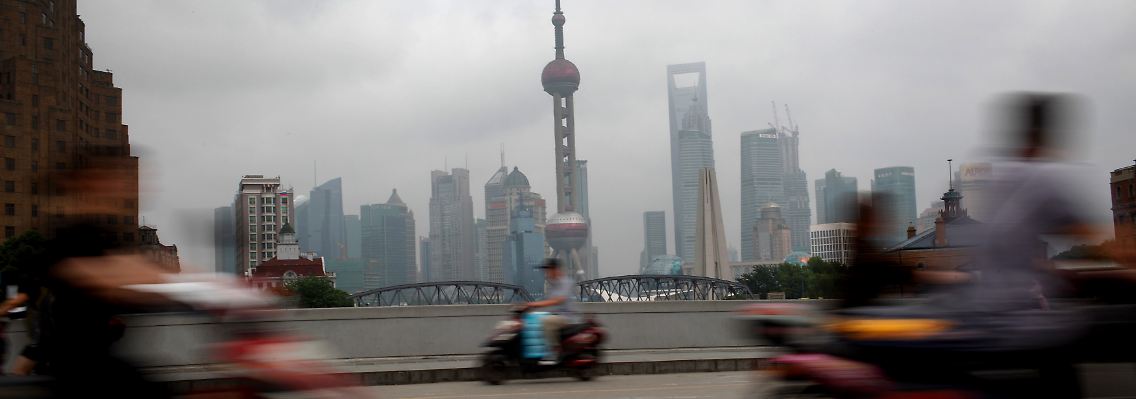 Skyline Shanghai: Beherrscht der Drache die "sanfte Landung"?