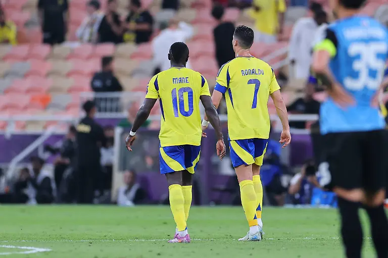 bg-forbes-fussball-22