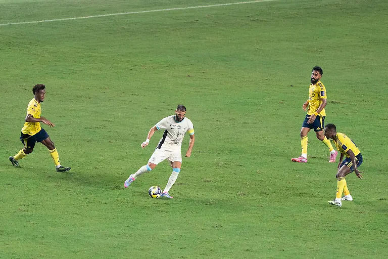 bg-forbes-fussball-11