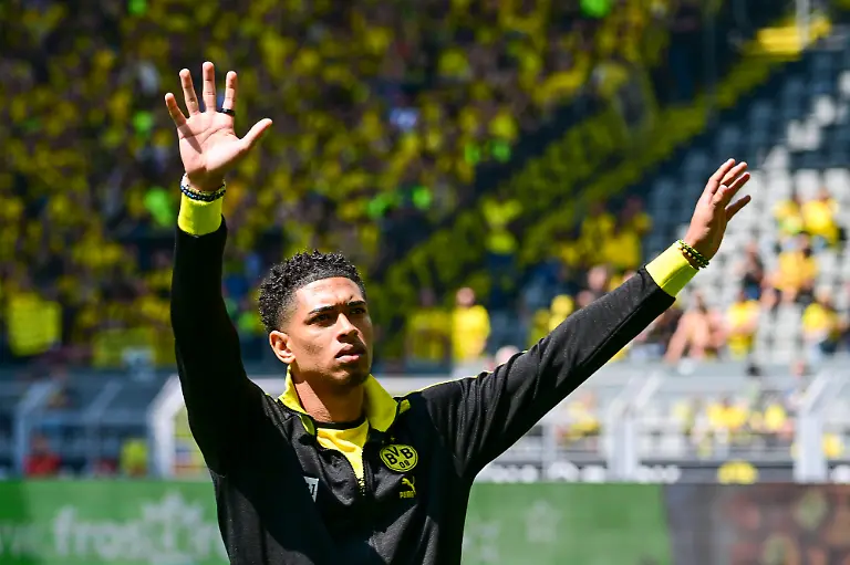 bg-forbes-fussball-23