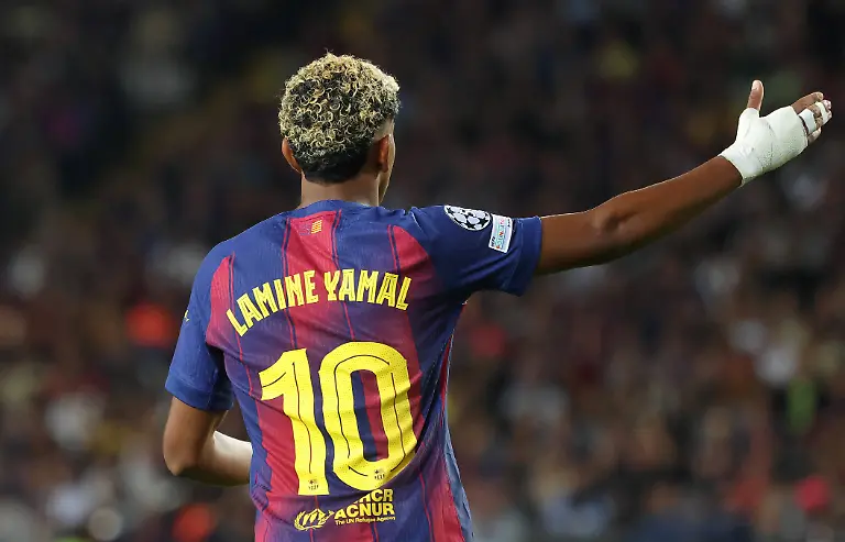 bg-forbes-fussball-26