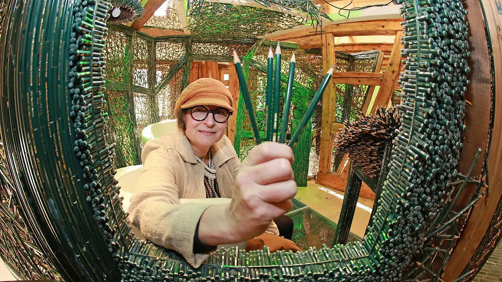 Eine-halbe-Million-Stifte-eine-Idee-Das-Bleistifthaus-in-Osterode-verbindet-Handwerk-Kunst-und-Virtual-Reality