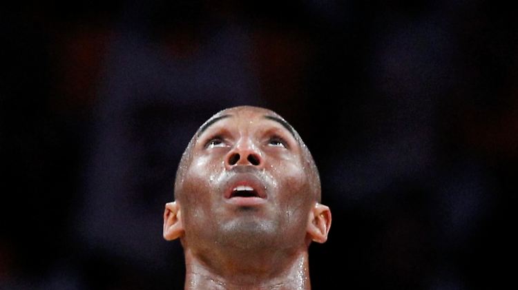 Die Basketballwelt schaut zu den US-Stars auf, doch die zu ihren Gegner - weil die zu groß sind, fürchtet Superstar Kobe Bryant.