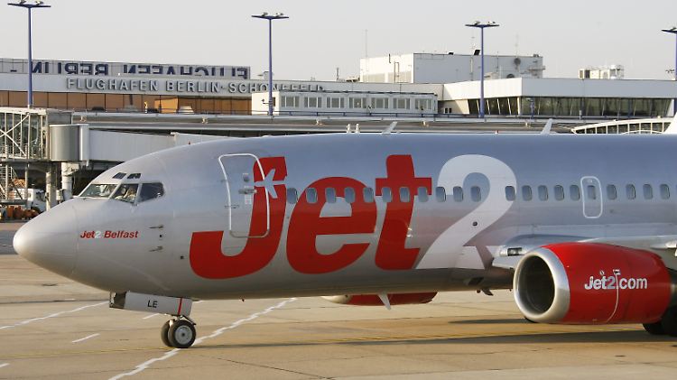 Jet2-Maschine in Berlin-Schönefeld