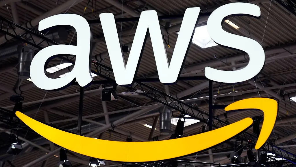 Eine-Stoerung-beim-Cloud-Anbieter-AWS-hat-zu-Ausfaellen-bei-vielen-Websites-und-Apps-gefuehrt