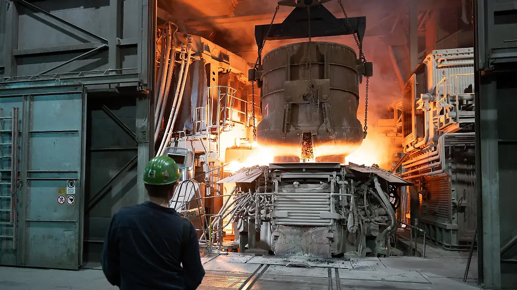 Der-vierte-saechsische-Stahlgipfel-fand-bei-BGH-Edelstahl-Freital-statt