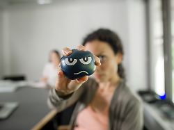 Abwarten ist falsche Strategie : "Das ist nicht fair!" - Mit Ungerechtigkeit im Job umgehen