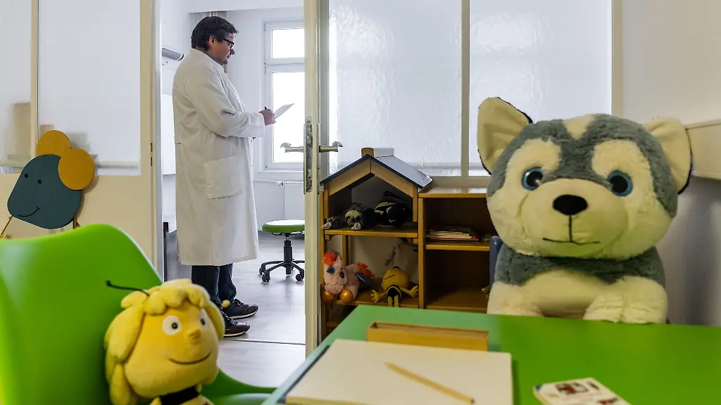 Eine-Anlaufstelle-nach-Gewalterfahrungen-fuer-Kinder-Jugendliche-und-Erwachsene-die-Ambulanz-des-Instituts-fuer-Rechtsmedizin-am-Universitaetsklinikum-Giessen