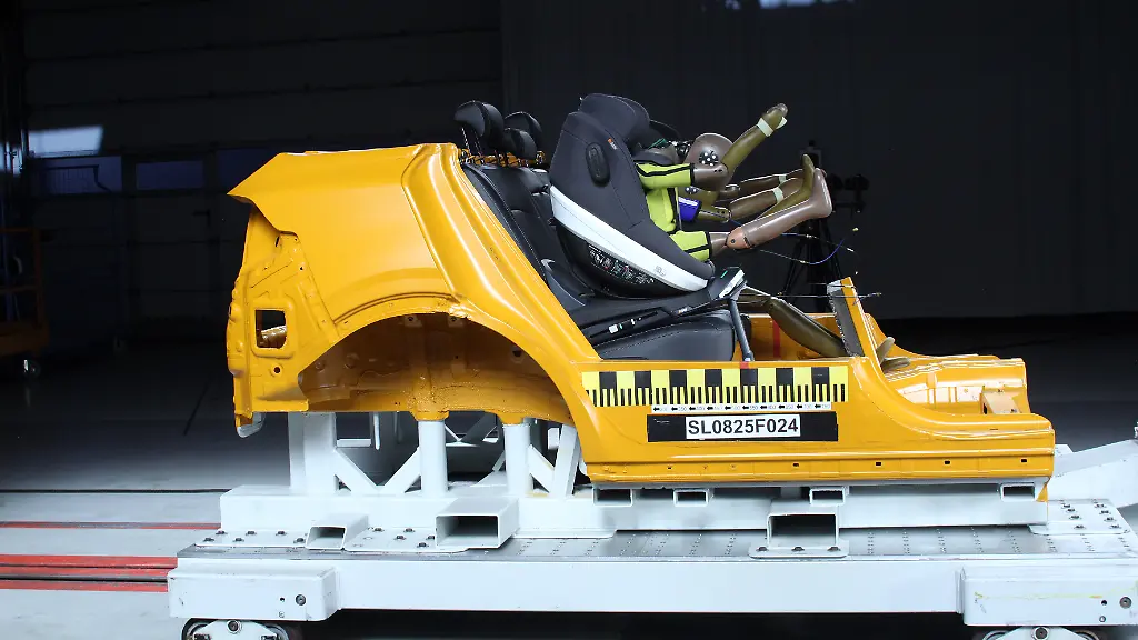 kindersitztest-crash-besafe-beyond-360-download