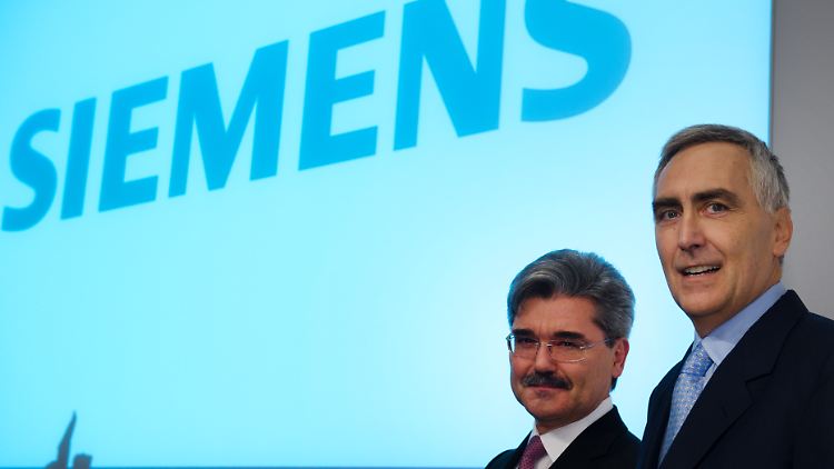 Wegen der Euro-Krise herrscht bei Siemens gähnende Leere in den Auftragsbüchern - die Gewinnprognose wackelt.