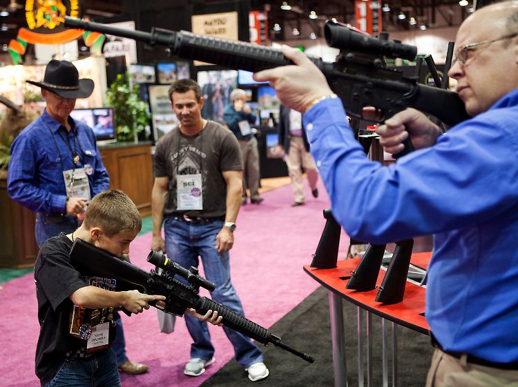 In den USA gibt es überall Waffennarren - vier Millionen von ihnen sind Mitglied der NRA.
