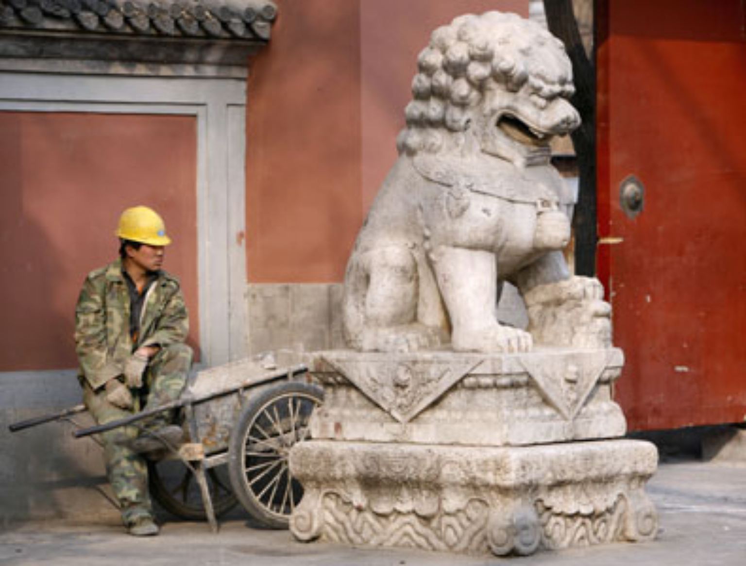 Der weltweite Abschwung trifft auch das aufstrebende China hart.
