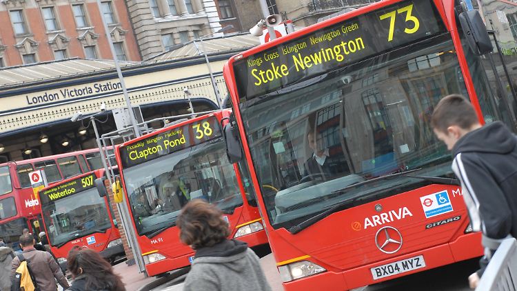 London setzt während der Olympischen Spiele auf konventionelle Busse.
