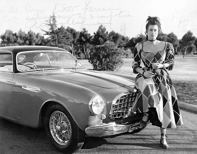 486A-FERRARI-XL-09901