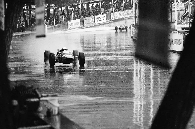 230A-FERRARI-XL-09901