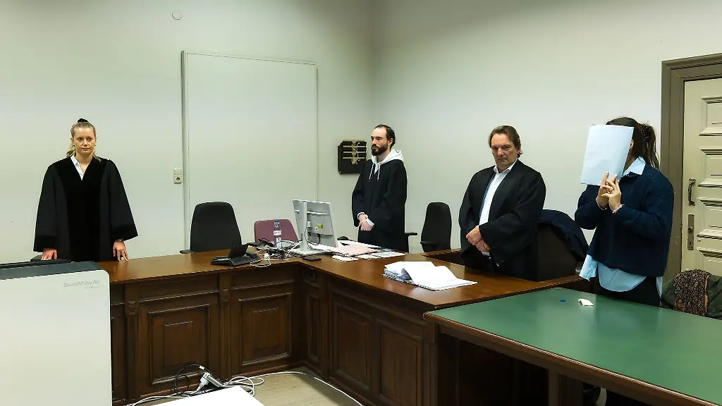 Die-Richterin-stellte-das-Verfahren-gegen-die-Angeklagte-gegen-eine-Zahlung-von-1-000-Euro-ein