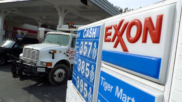 Exxon-Tankstelle in Arlington im US-Bundesstaat Virginia.