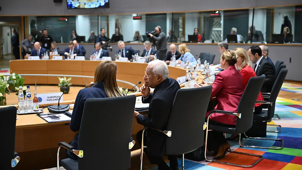 751e30c0a12849f7086315d1edf2213e