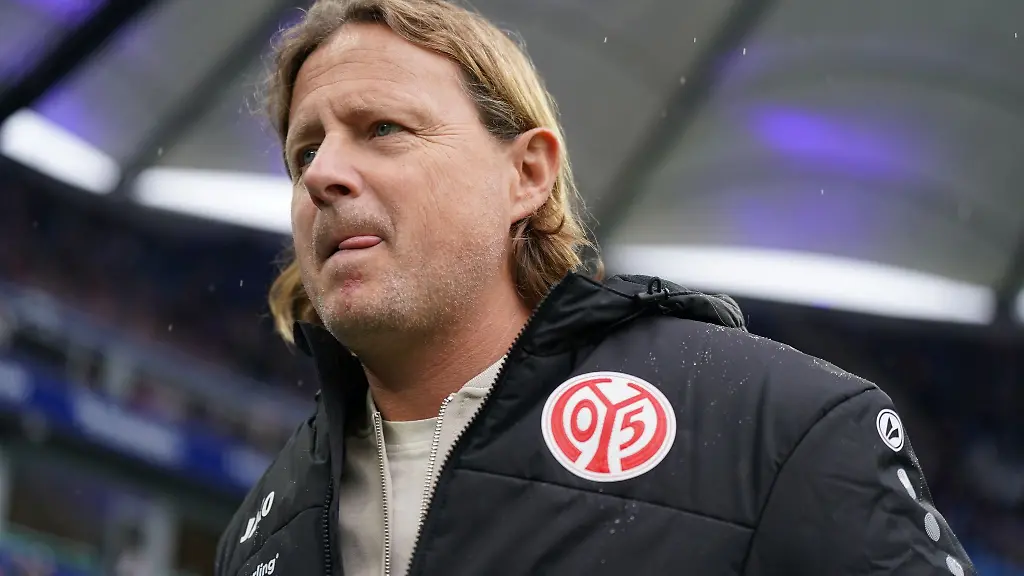 Will-auch-in-der-Bundesliga-endlich-Erfolgserlebnisse-Bo-Henriksen