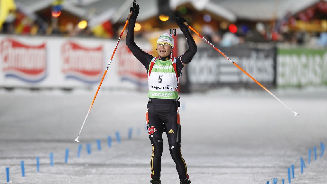 Simone Hauswald bejubelt ihren zweiten Platz.