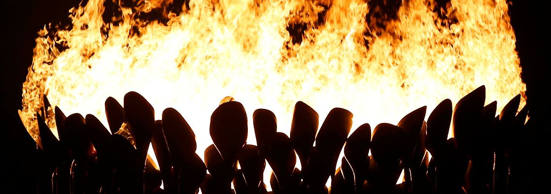 Das olympische Feuer ist entzündet.