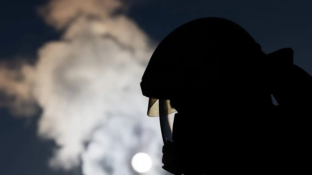 Zur-Brandbekaempfung-waren-neun-Ortsfeuerwehren-mit-63-Kameraden-im-Einsatz-so-die-Polizei