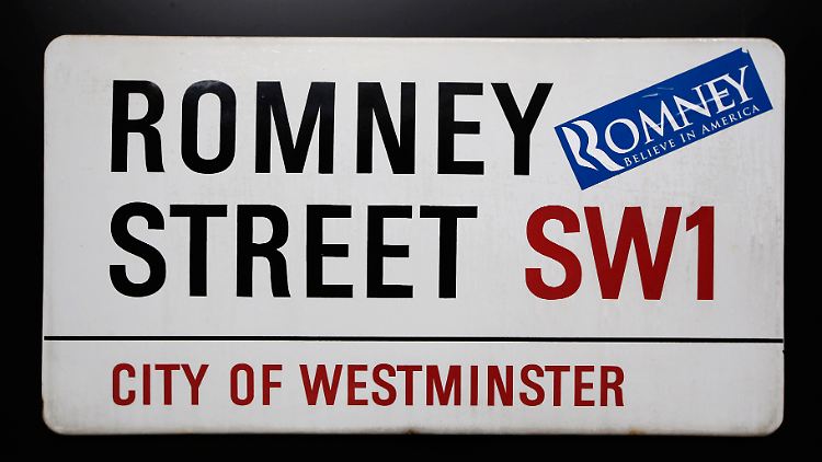2012-07-27T180825Z_01_MIT14_RTRMDNP_3_ROMNEY.JPG5052410738109346944.jpg