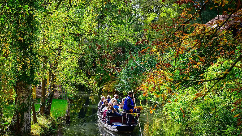 Auch-ein-Ausflug-in-die-Natur-kann-gluecklich-machen