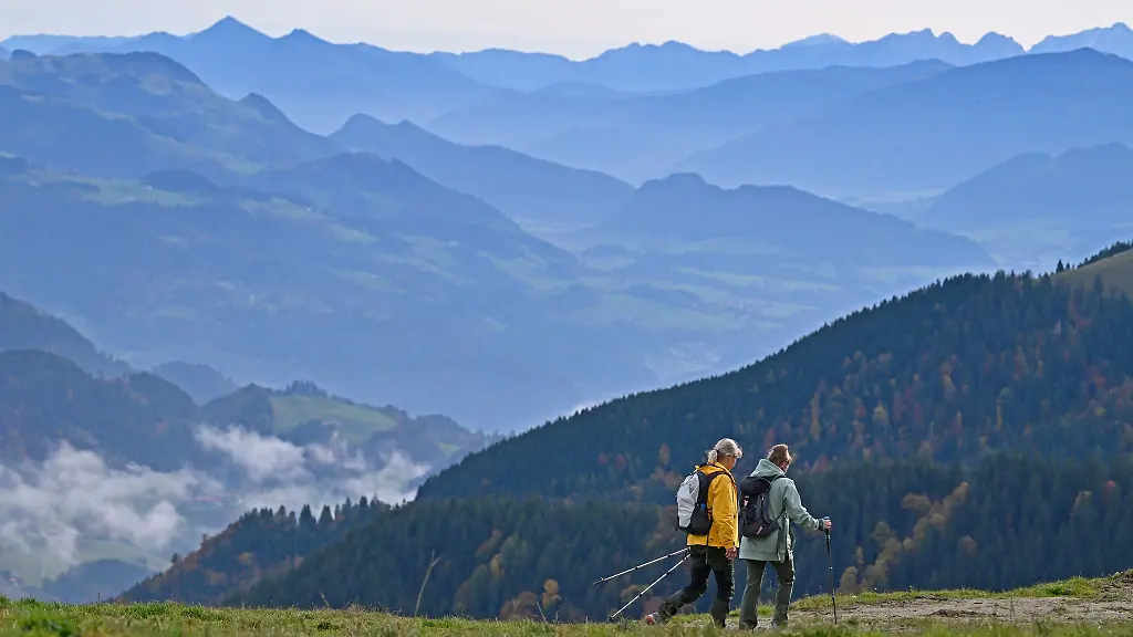 In-Bayern-leben-laut-Gluecksatlas-sehr-zufriedene-Menschen